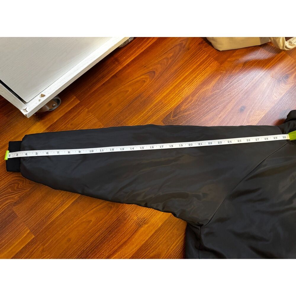 Nike Men's Big Swoosh Reversible Boa Jacket - Picture 8 of 8
